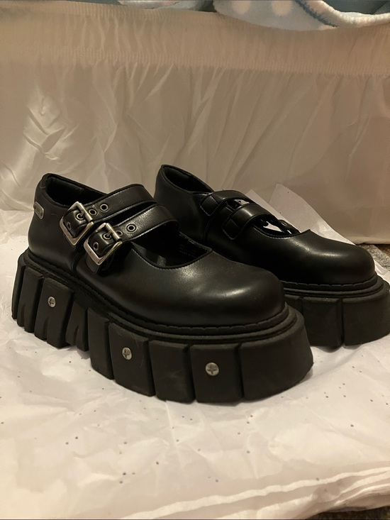 Minga London Lana Mary Jane Black Platform Mary Jane with Double Buckle Straps main image 0
